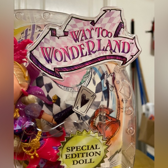Ever After High Courtly Jester Way Too Wonderland 12” doll Collectible NWT NRFB - Picture 7 of 12